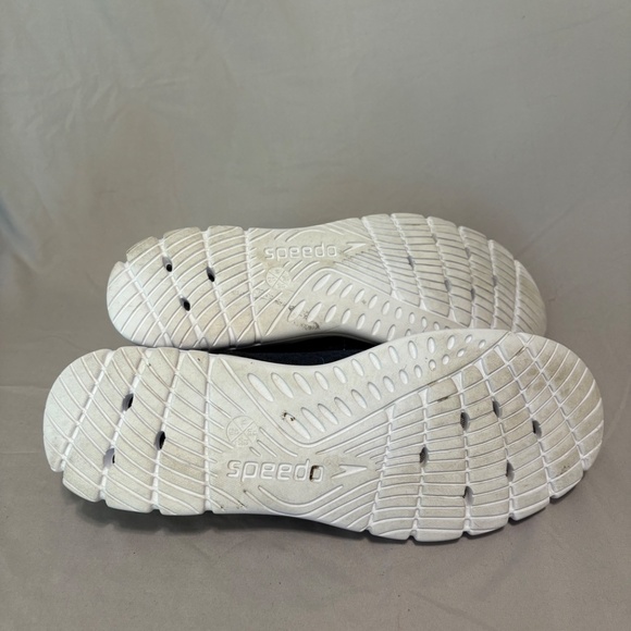 Speedo Men's Hybrid Watercross Water Shoe - Picture 5 of 6